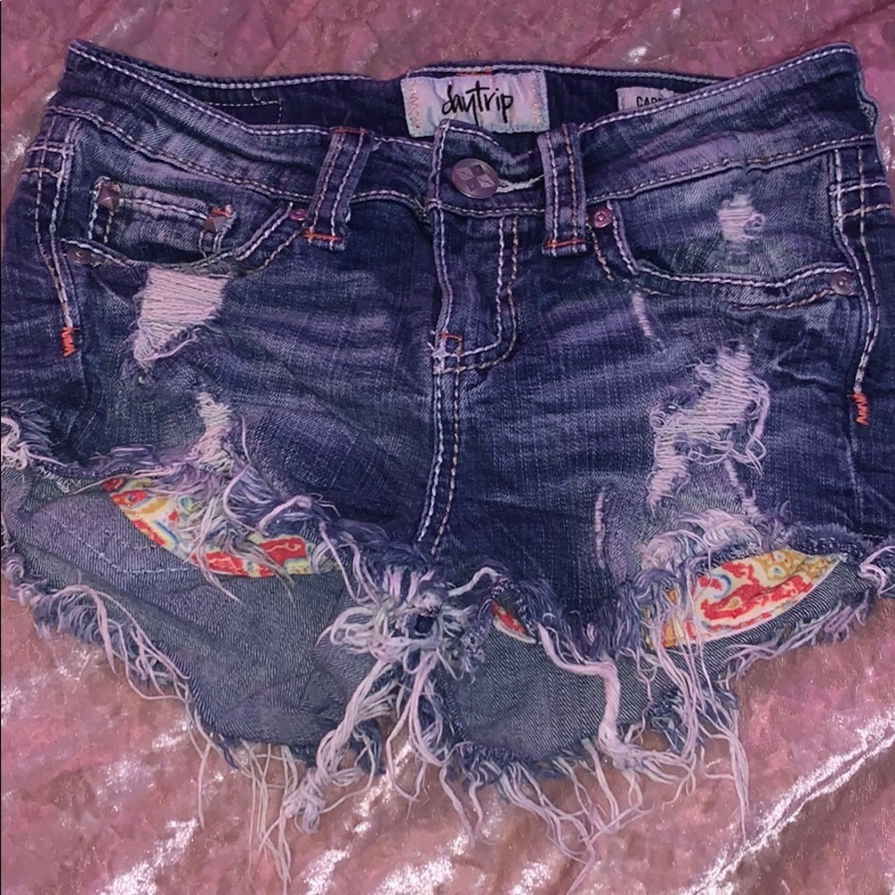 Super Cute Designed Pocket Cut Offs